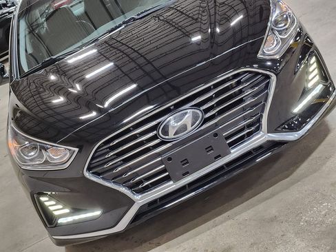 Used 2018 Hyundai Sonata Limited image 19