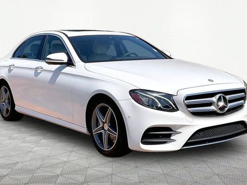 Used 2017 Mercedes-Benz E 300 image 1