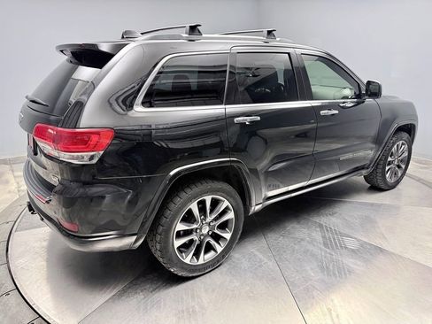 Used 2018 Jeep Grand Cherokee Overland image 5