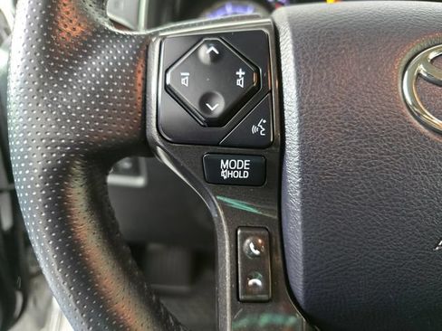 Used 2023 Toyota 4Runner TRD Off-Road Premium AWD/4WD image 27