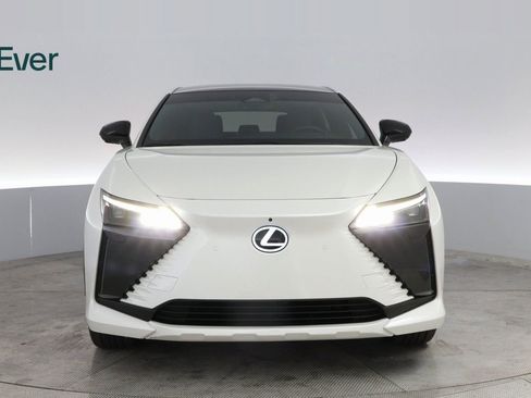 Used 2023 Lexus RZ 450e Premium w/ Accessory Package (P5) image 3