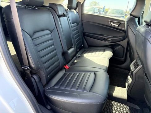 Used 2022 Ford Edge SEL w/ Convenience Package AWD/4WD image 12