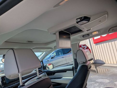 Used 2025 Honda Odyssey Elite image 23