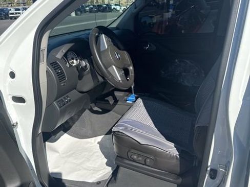 Used 2019 Nissan Frontier PRO-4X w/ Pro-4x Luxury Package image 5