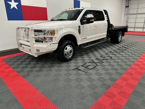 Used 2017 Ford F350 Lariat w/ FX4 Off-Road Package image 3