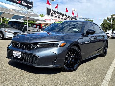 Used 2025 Honda Civic Sport image 3