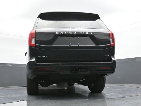 Used 2025 Ford Expedition Max Active image 27