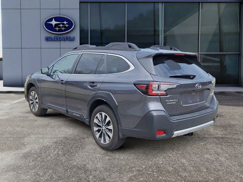 Used 2025 Subaru Outback Limited w/ Popular Package #2 image 4