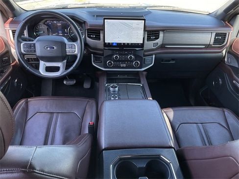Used 2024 Ford Expedition Max Limited image 11