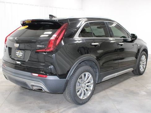 Used 2020 Cadillac XT4 Premium Luxury FWD image 9