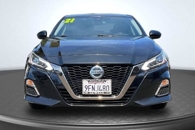 Used 2021 Nissan Altima 2.5 SR FWD image 3