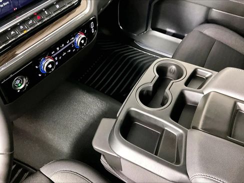 Certified 2024 GMC Sierra 1500 Elevation AWD/4WD image 16