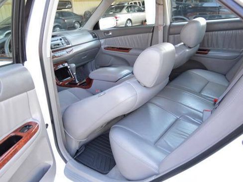 Used 2006 Toyota Camry XLE FWD image 40