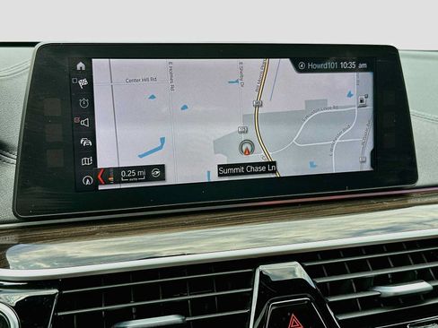 Used 2018 BMW 530i RWD image 13