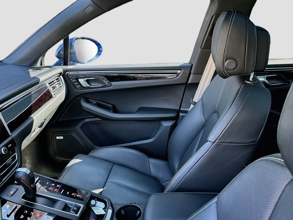 Certified 2026 Porsche Macan S AWD/4WD image 26