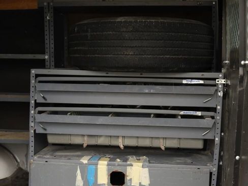 Used 2013 Chevrolet Express 2500 image 36