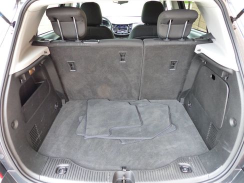 Used 2020 Chevrolet Trax LT image 24