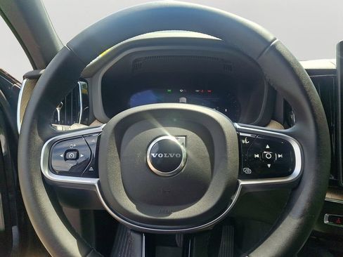Used 2026 Volvo XC60 B5 Core w/ Protection Package Premier AWD/4WD image 19