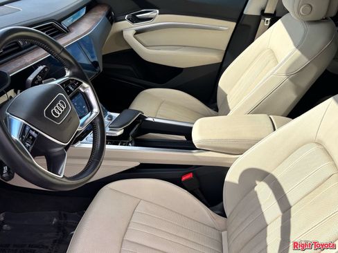 Used 2019 Audi e-tron Premium Plus AWD/4WD image 20