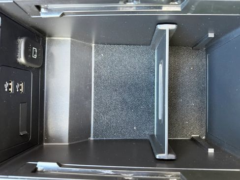 Used 2022 MAZDA MAZDA3 s image 20