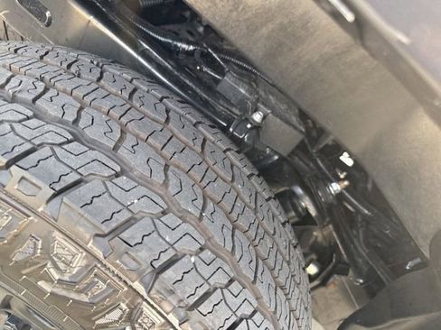 Used 2026 Toyota Tacoma SR5 image 29