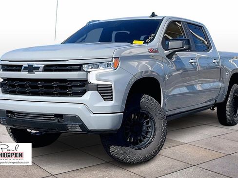 Used 2025 Chevrolet Silverado 1500 RST image 11