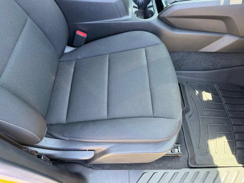 Used 2024 GMC Canyon Elevation w/ Convenience Package RWD image 16