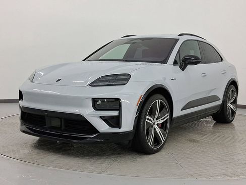 Certified 2025 Porsche Macan Turbo Electric AWD/4WD image 1