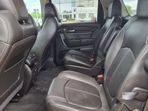 Used 2015 GMC Acadia SLT image 5
