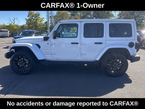 Used 2023 Jeep Wrangler Unlimited Sahara w/ Cold Weather Group image 2