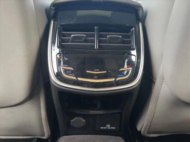 Used 2013 Cadillac XTS Premium FWD image 18