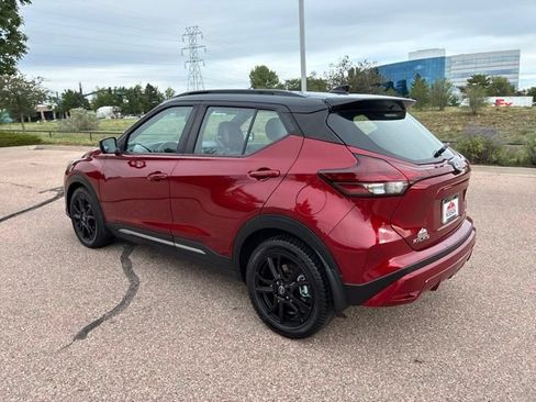 Used 2023 Nissan Kicks SR w/ SR Premium Package FWD image 5