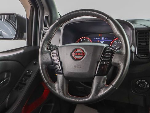 Used 2023 Nissan Frontier PRO-4X w/ Pro Convenience Package image 13