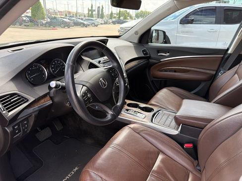 Used 2019 Acura MDX w/ Advance & Entertainment AWD/4WD image 2