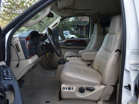 Used 2006 Ford F350 Lariat image 8