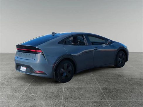 Certified 2025 Toyota Prius Limited image 5