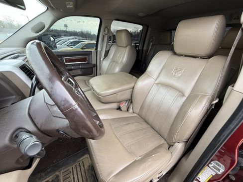 Used 2011 RAM 2500 Laramie w/ Protection Group image 13