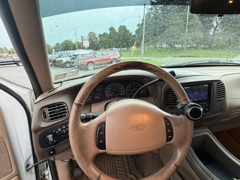 Used 1998 Ford Expedition 4WD image 40