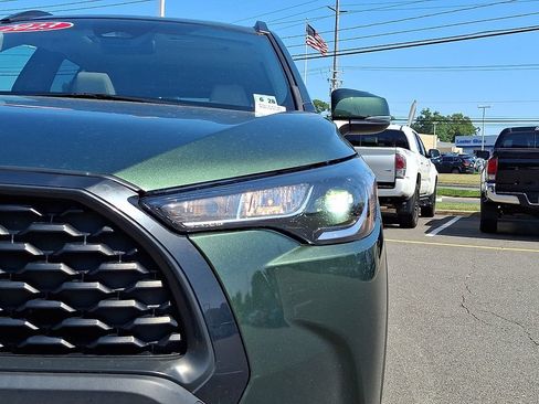 Used 2023 Toyota Corolla Cross LE w/ Moonroof Package AWD/4WD image 10