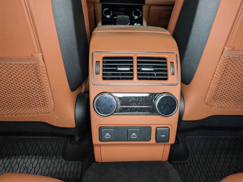 Used 2021 Jaguar F-PACE SVR image 20