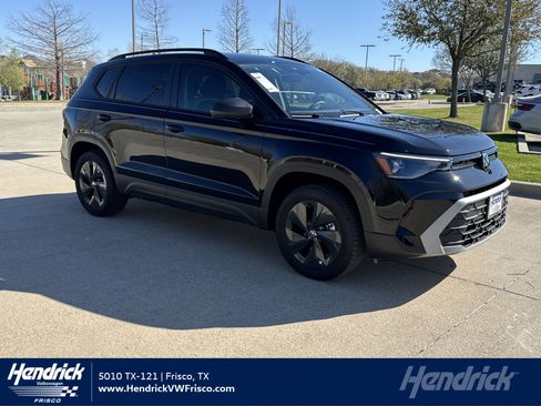 Used 2025 Volkswagen Taos S image 1