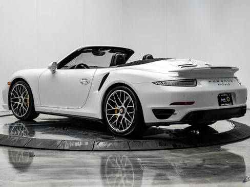 Used 2016 Porsche 911 Turbo S image 10