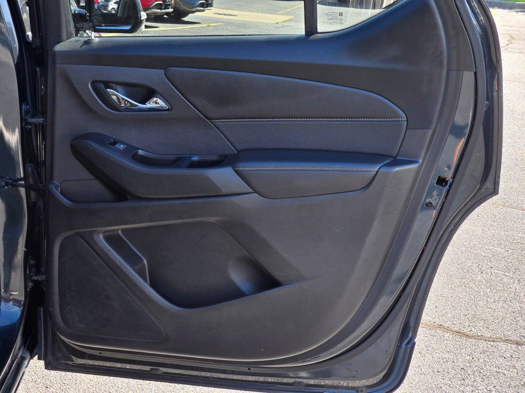 Used 2019 Chevrolet Traverse Premier w/ LPO, Floor Liner Package AWD/4WD image 8