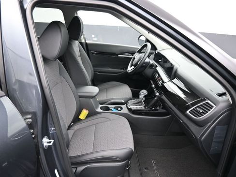 New 2025 Kia Seltos S image 24