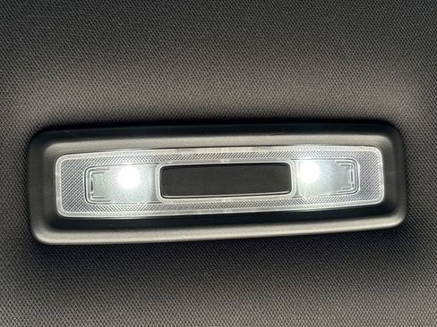 Used 2024 Chevrolet Tahoe LT RWD image 24