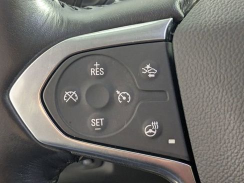 Used 2020 Chevrolet Traverse Premier image 17