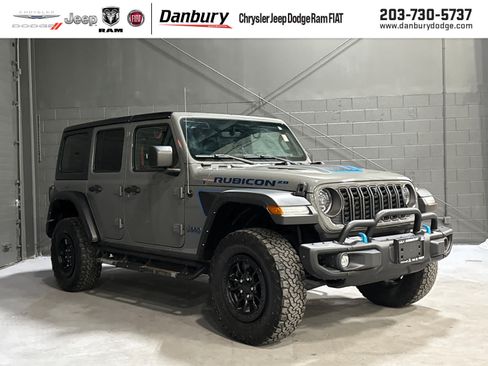 Used 2023 Jeep Wrangler Unlimited Rubicon 4xe AWD/4WD image 1