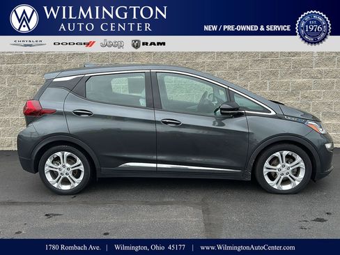 Used 2021 Chevrolet Bolt LT FWD image 1