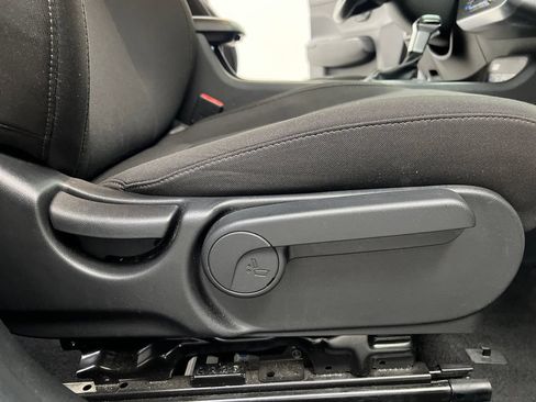 Used 2024 Hyundai Kona SEL AWD/4WD image 29