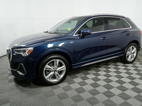 Used 2021 Audi Q3 2.0T Premium Plus w/ Premium Plus Package image 26